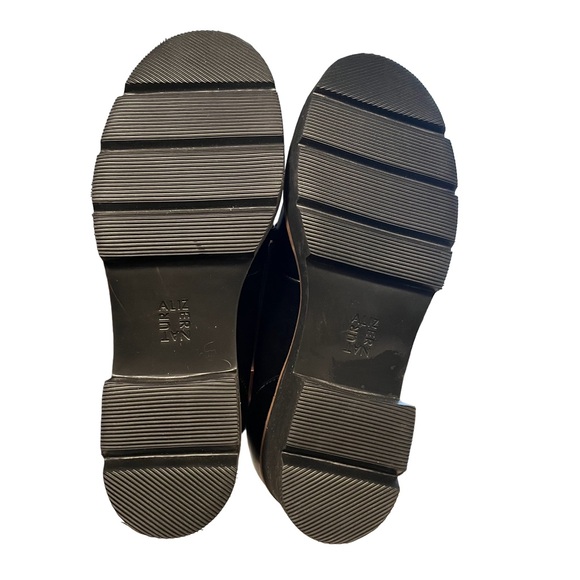 NEW Naturalizer Cabaret Loafers Sz 9 Wide Black Chunky Lug Sole Platform Buckle - Picture 4 of 7